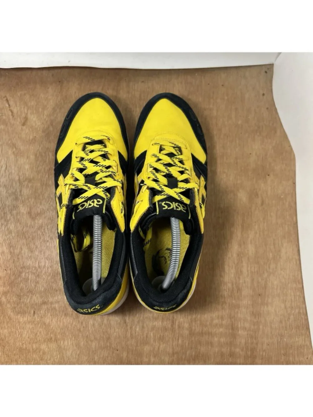 ASICS Tiger Gel-Lyte Cobra Kai Dojo Pack Sneakers Mens 10.5 Yellow/Black Suede